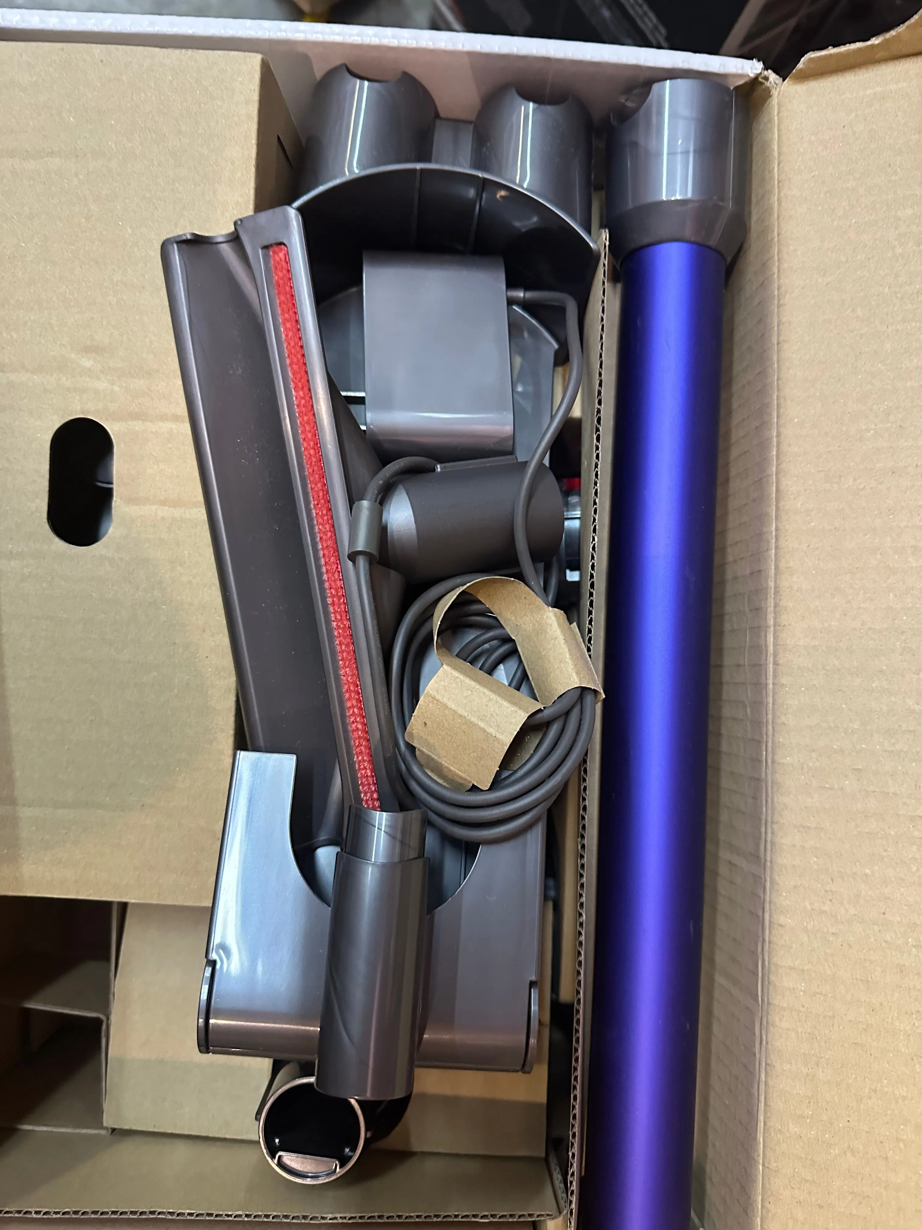 Dyson V8 Animal Extra Cordless Stick Vacuum