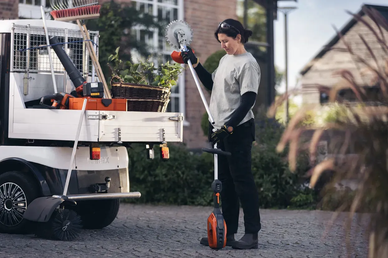 Husqvarna 525iLK Cordless Combi Machine