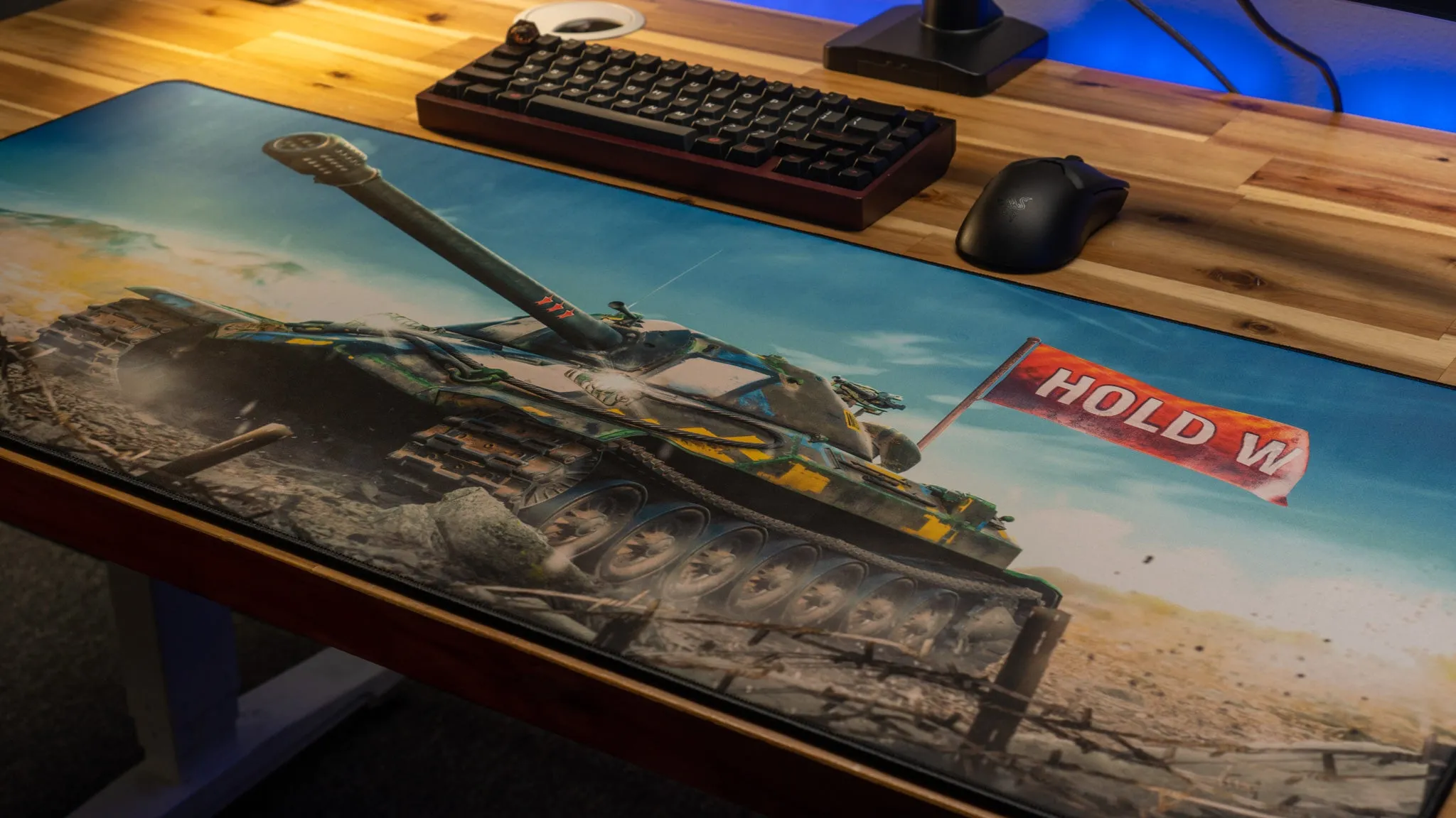 iyouxin "The Art of Holding W" Content Creator Collaboration Gaming XL Gaming Mouse Pad Deskmat