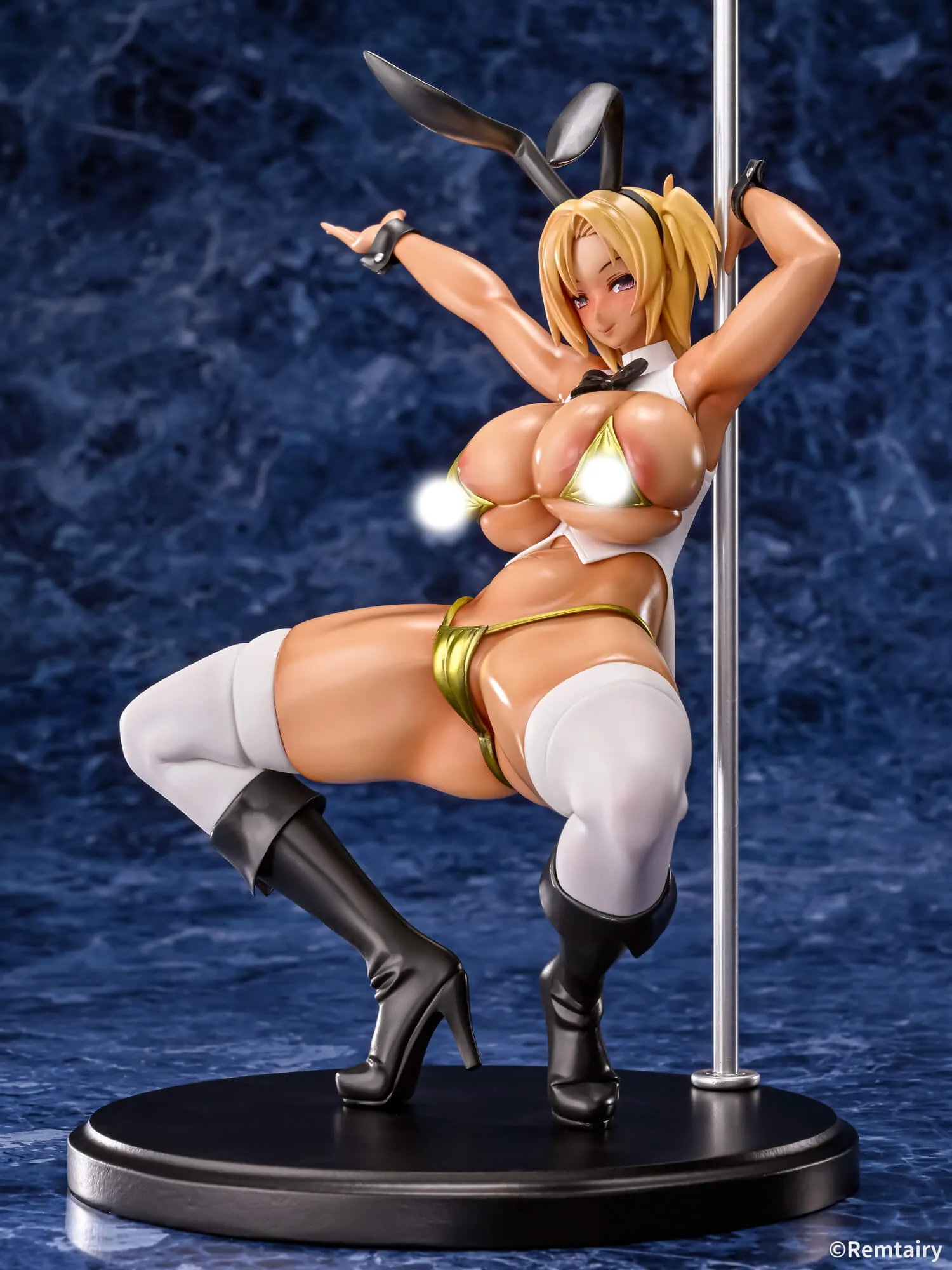 Karryn's Prison: Tanned Gal Karryn Pole Dance Style. 1/7 Scale Figure