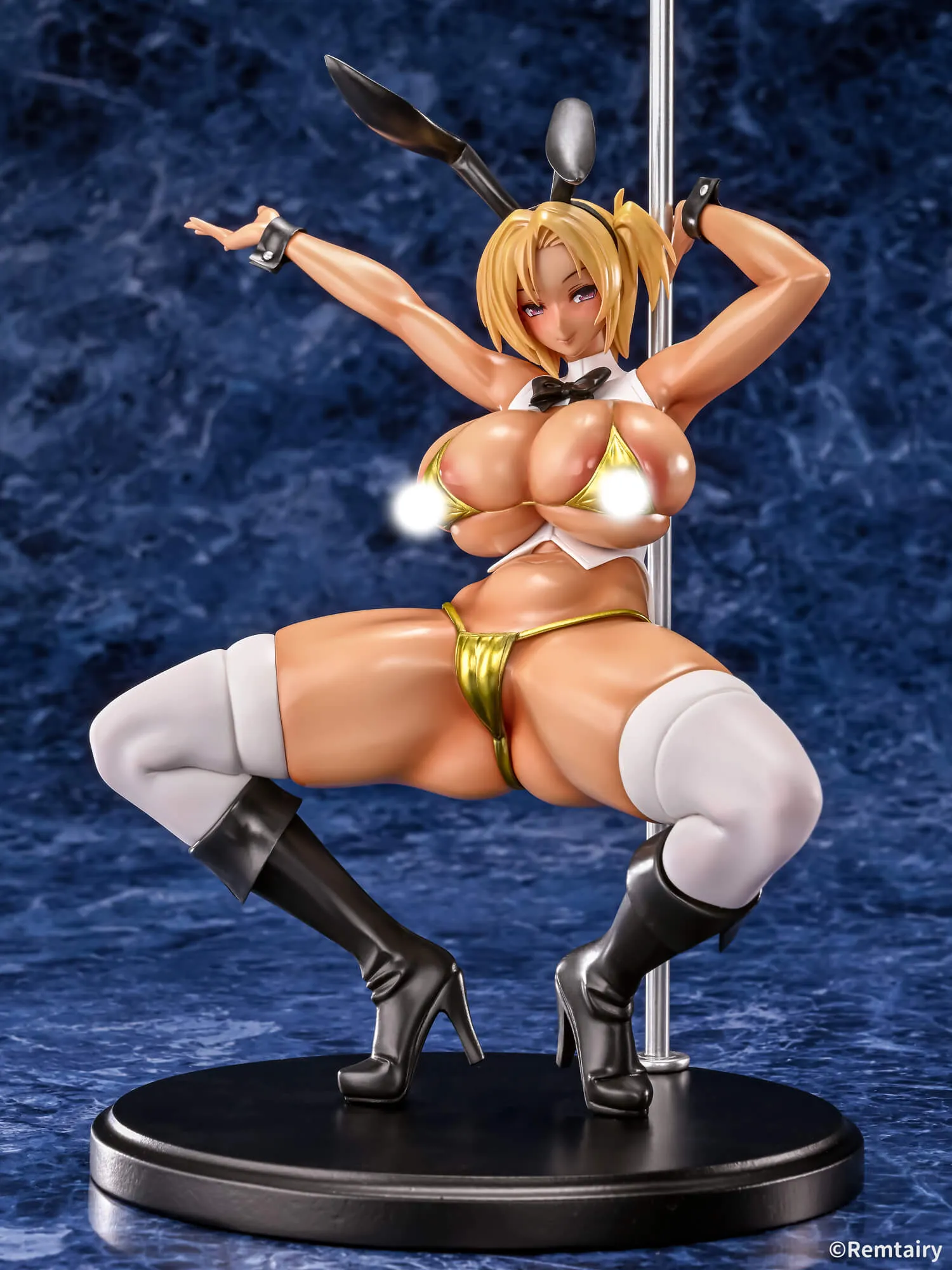 Karryn's Prison: Tanned Gal Karryn Pole Dance Style. 1/7 Scale Figure