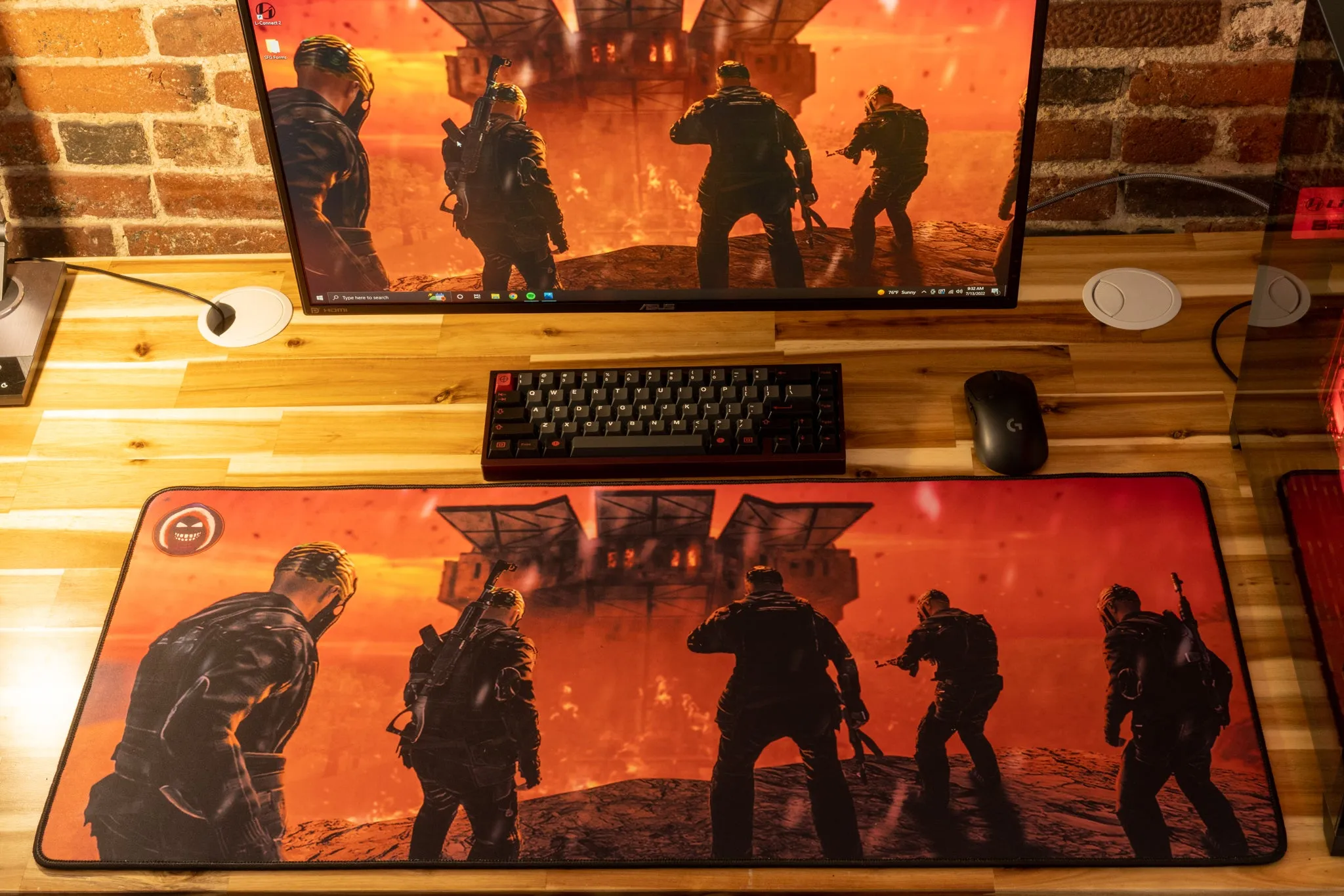 Limited Edition - "SPiiCY - Burning Base" Content Creator Collaboration XL Mousepad