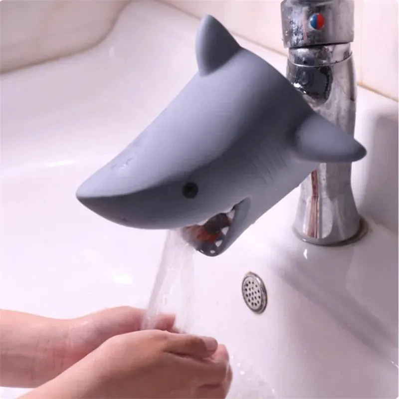 Mickey figure water tap Faucet Extender Water Saving silicone Faucet Extension Tool Help Children Washing hand