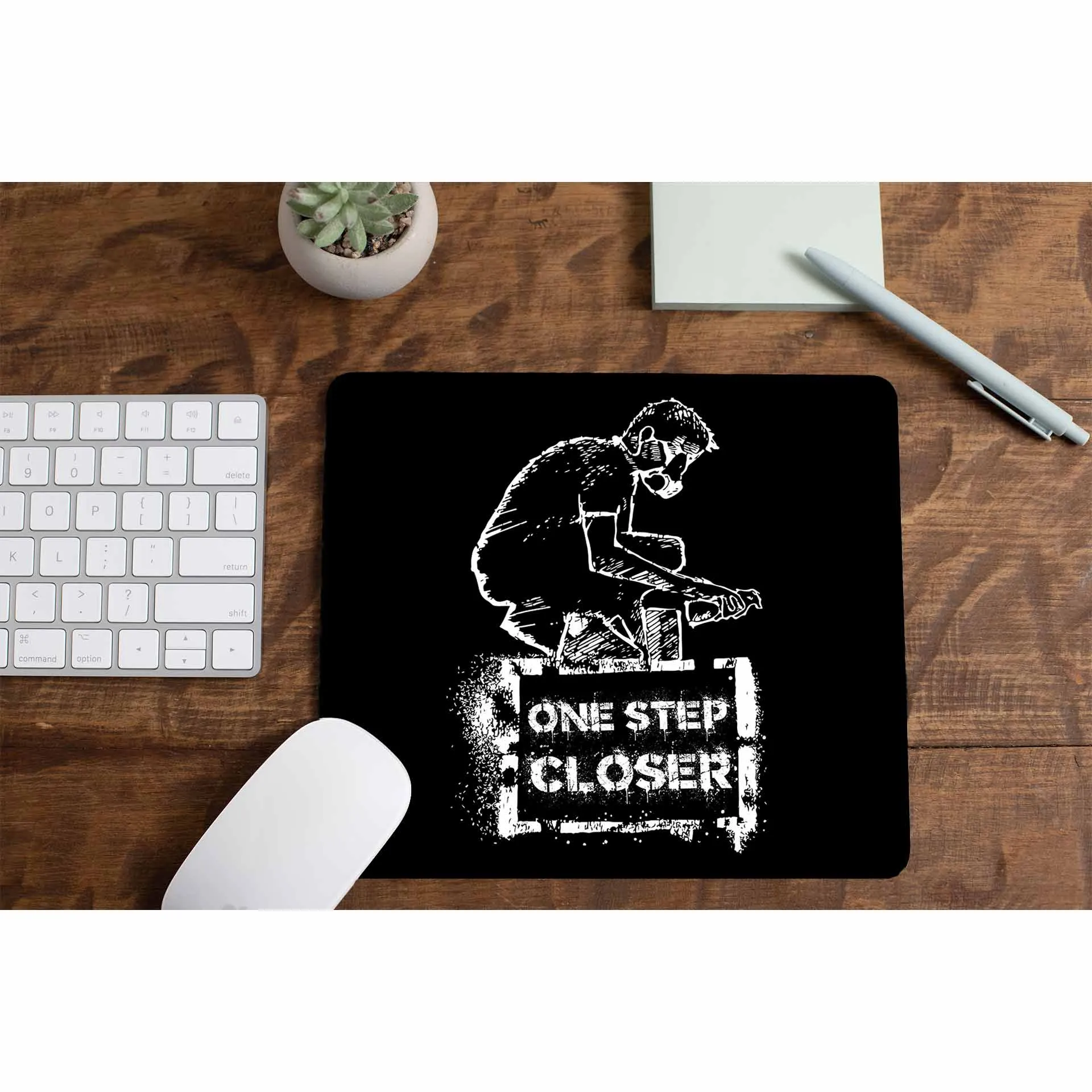 Mousepad - One Step Closer