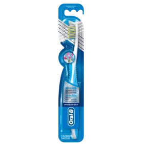 Oral B Pro Expert CrossAction Superior Clean Toothbrush Medium