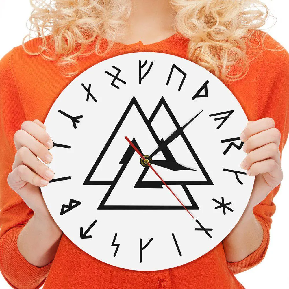 Valknut Odin Viking Symbol Runes Script Modern Wall Clock Viking Norse Compass Vikings Rune Odins Simple Wall Clock Home Decor